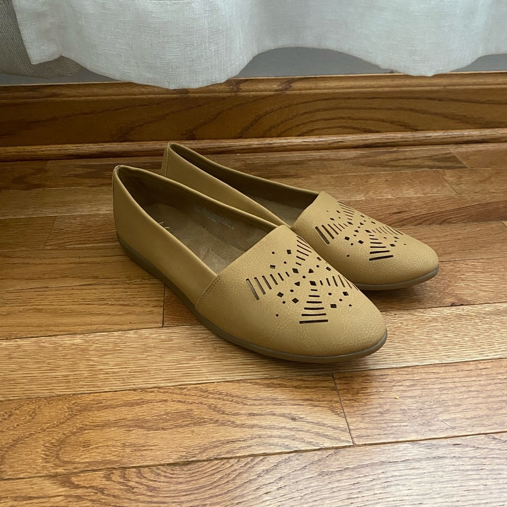 Brand new without tag